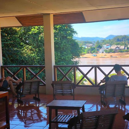 Sabaydee Guesthouse บ้านห้วยทราย ภายนอก รูปภาพ
