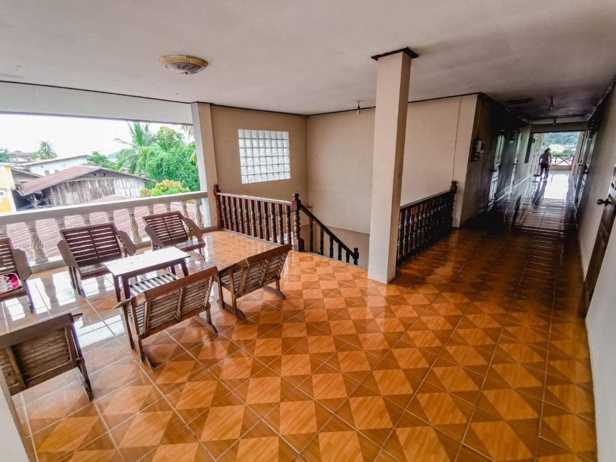 Sabaydee Guesthouse บ้านห้วยทราย ภายนอก รูปภาพ
