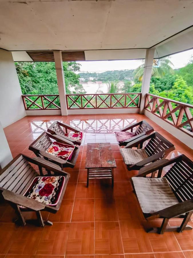 Sabaydee Guesthouse บ้านห้วยทราย ภายนอก รูปภาพ