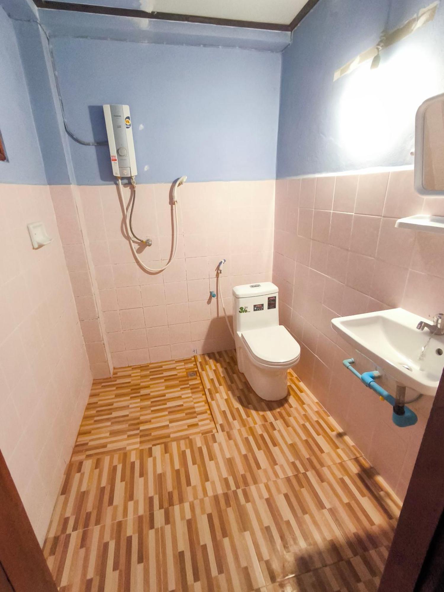 Sabaydee Guesthouse บ้านห้วยทราย ภายนอก รูปภาพ