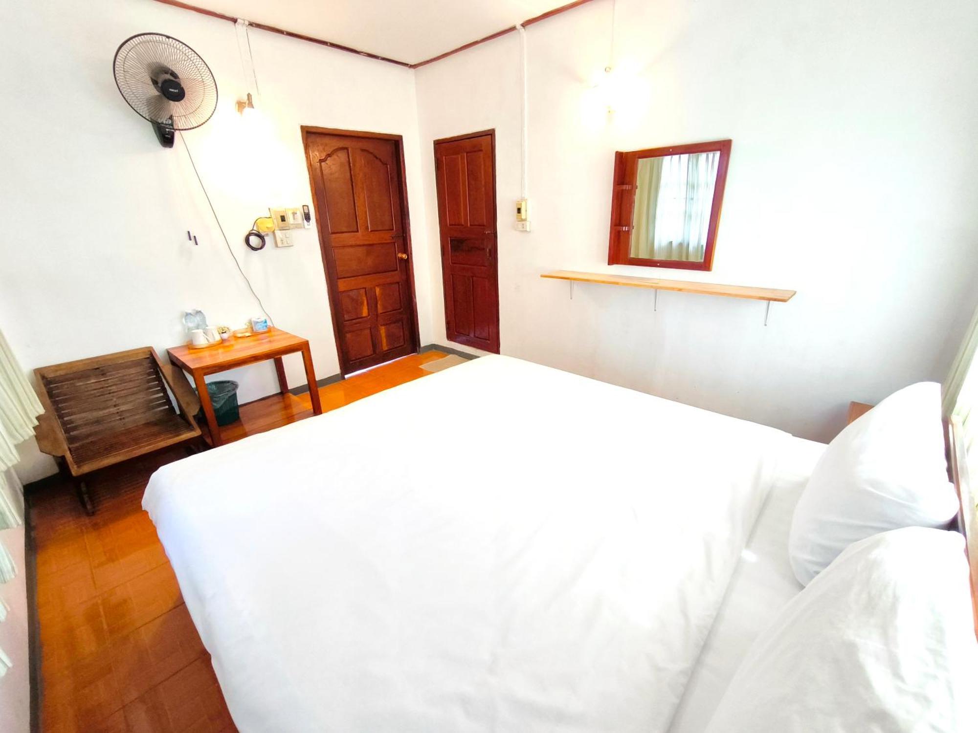 Sabaydee Guesthouse บ้านห้วยทราย ภายนอก รูปภาพ
