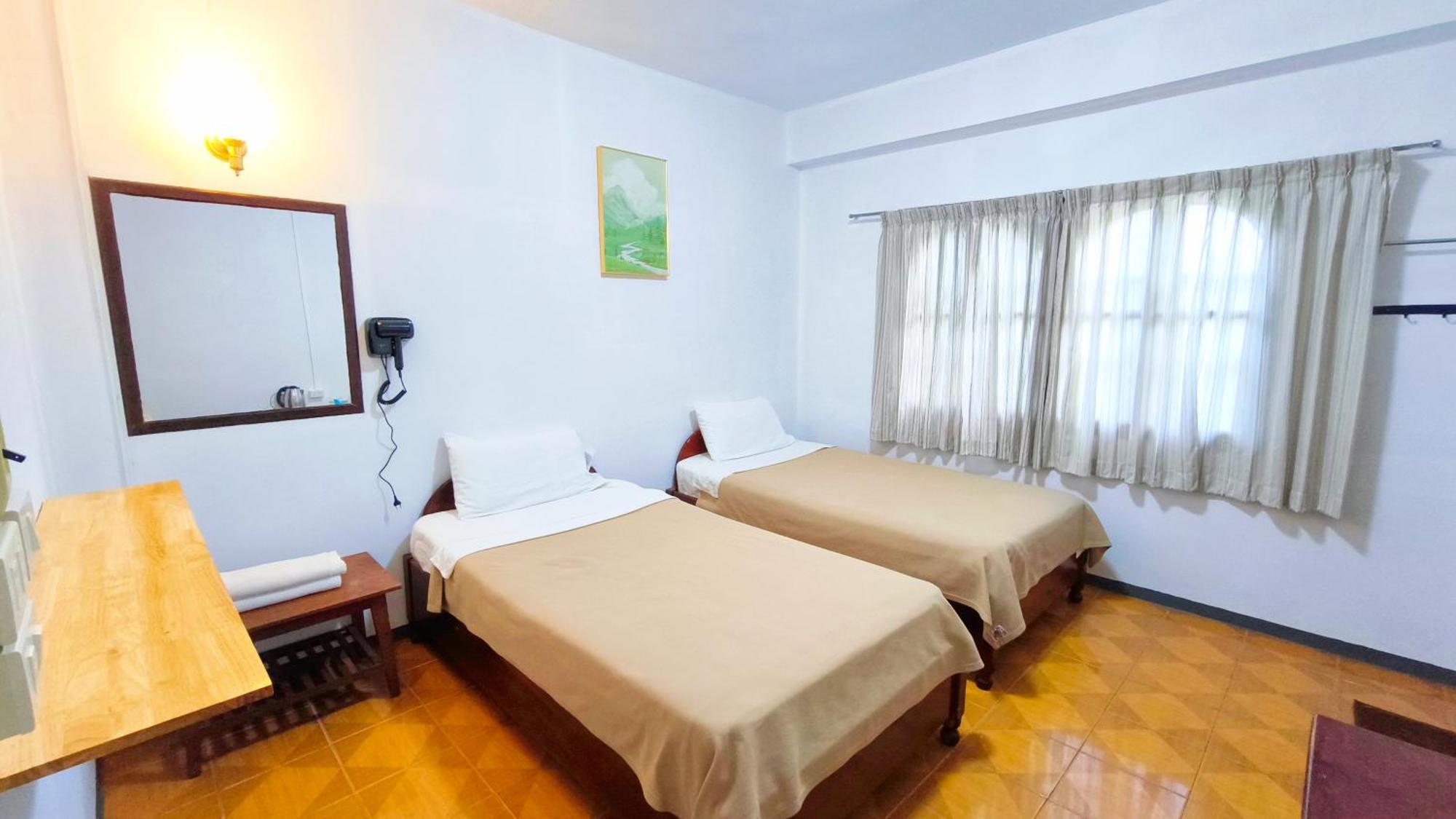 Sabaydee Guesthouse บ้านห้วยทราย ภายนอก รูปภาพ